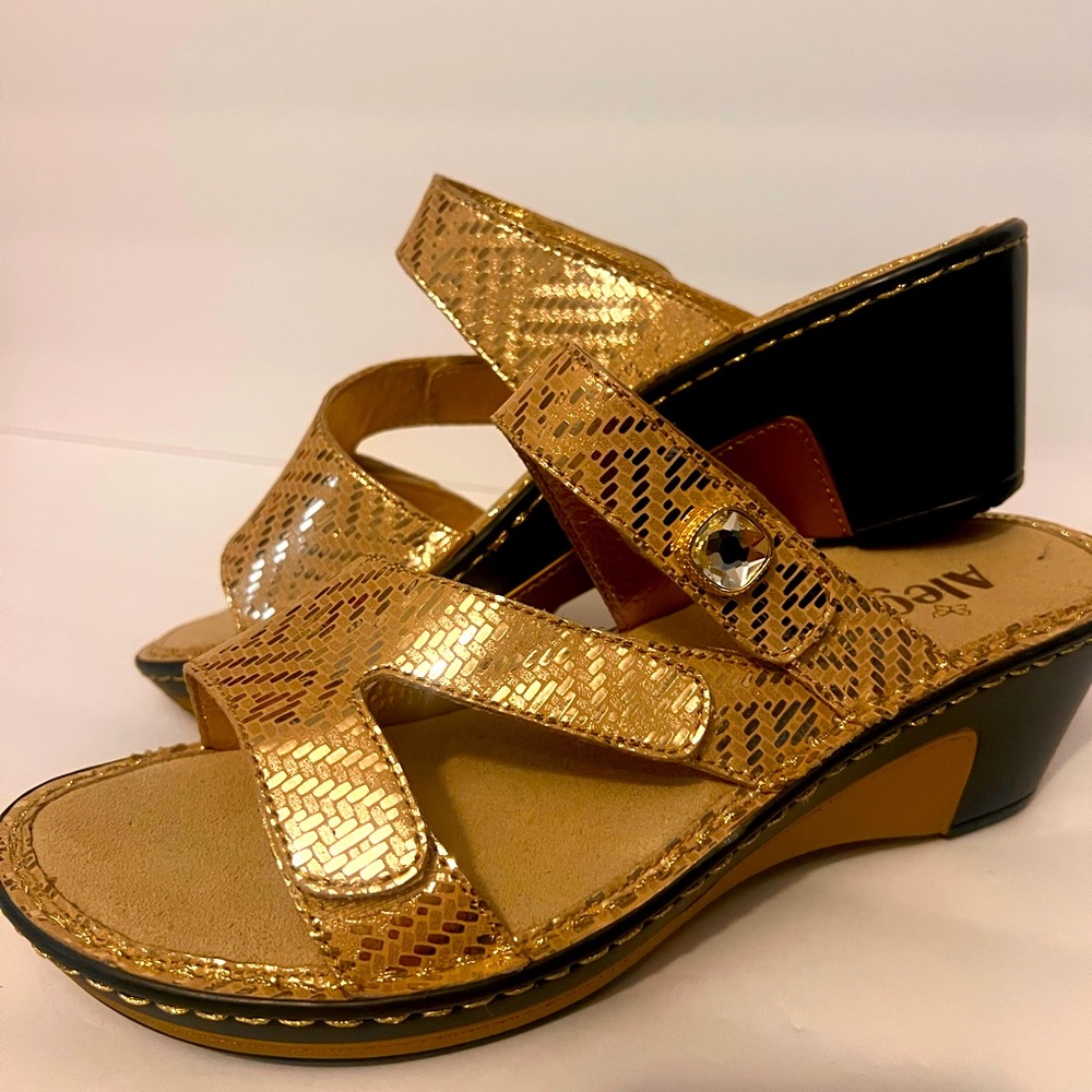 Alegria gold dazzler slide comfort sandals